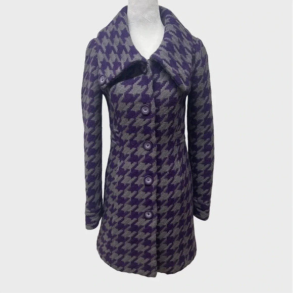 Frenchi Nordstrom purple and gray houndstooth coat. Great preowned condition. - Picture 1 of 6